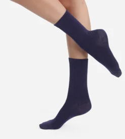 Chaussettes femme côtelées en coton satiné Bleu Dim Mode
