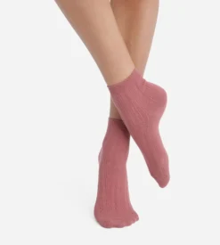 Chaussettes femme en coton pointelle Vieux Rose La Mode de Dim