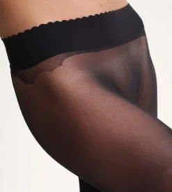 Collant semi-opaque sensation nude Body Touch 30D