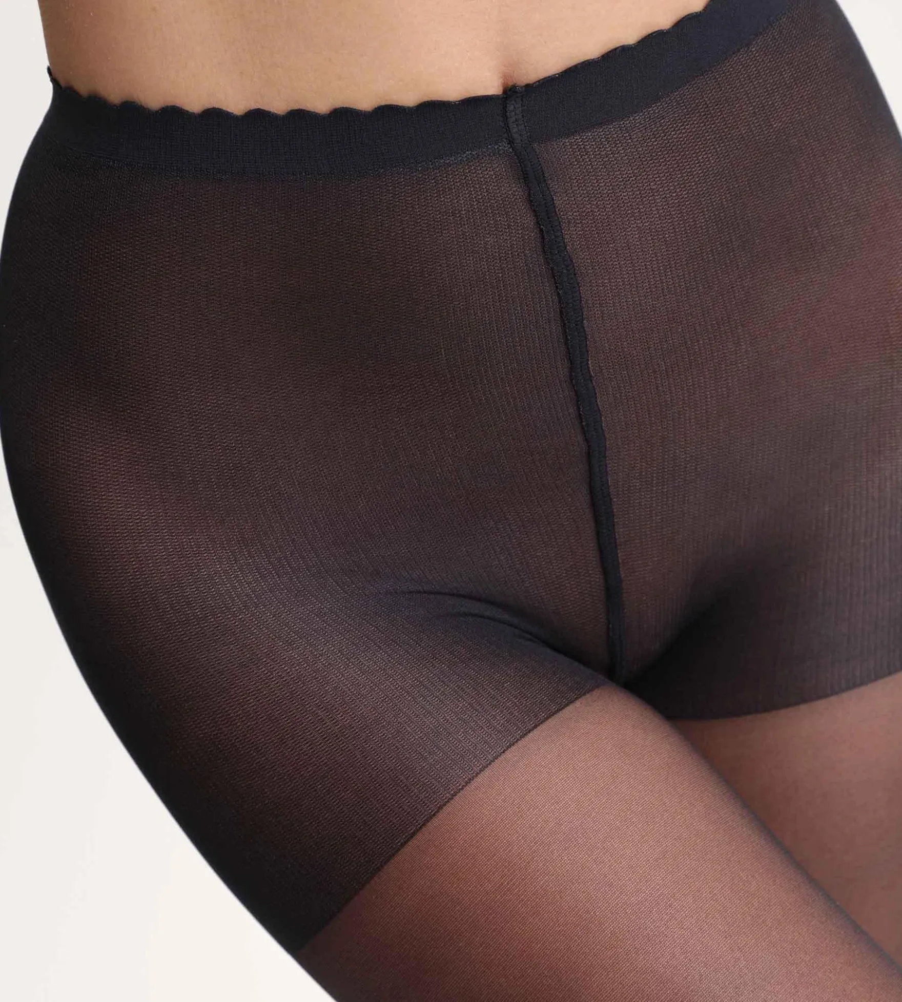 Collant voile transparent noir Body Touch Dim 17D