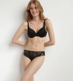 Culotte Noire femme en microfibre et dentelle Generous Essentiel