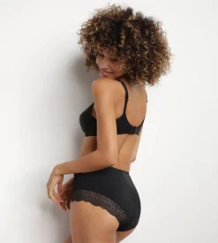 Culotte ventre plat femme taille haute noire Dim Silhouette Essentiel