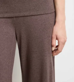 Ensemble pyjama jersey fin marron profond DIM x Ines de la Fressange