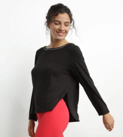 Haut de sport femme à col bateau en viscose noire Dim Move