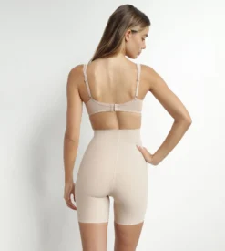 Panty gainant femme en microfibre sans couture Nude Dim Silhouette Invisible