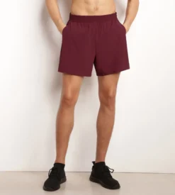 Short de sport homme en matière aérée Bordeaux Dim Move