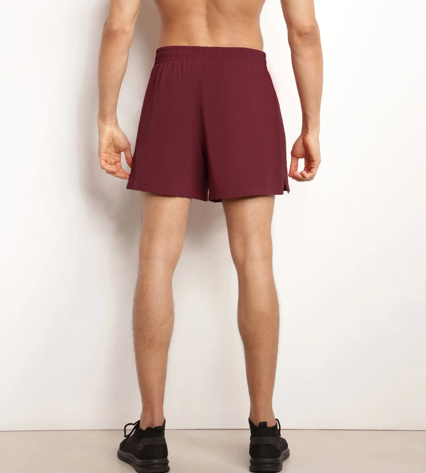Short de sport homme en matière aérée Bordeaux Dim Move