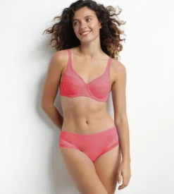 Slip femme en microfibre et tulle Grenadine Dim Generous