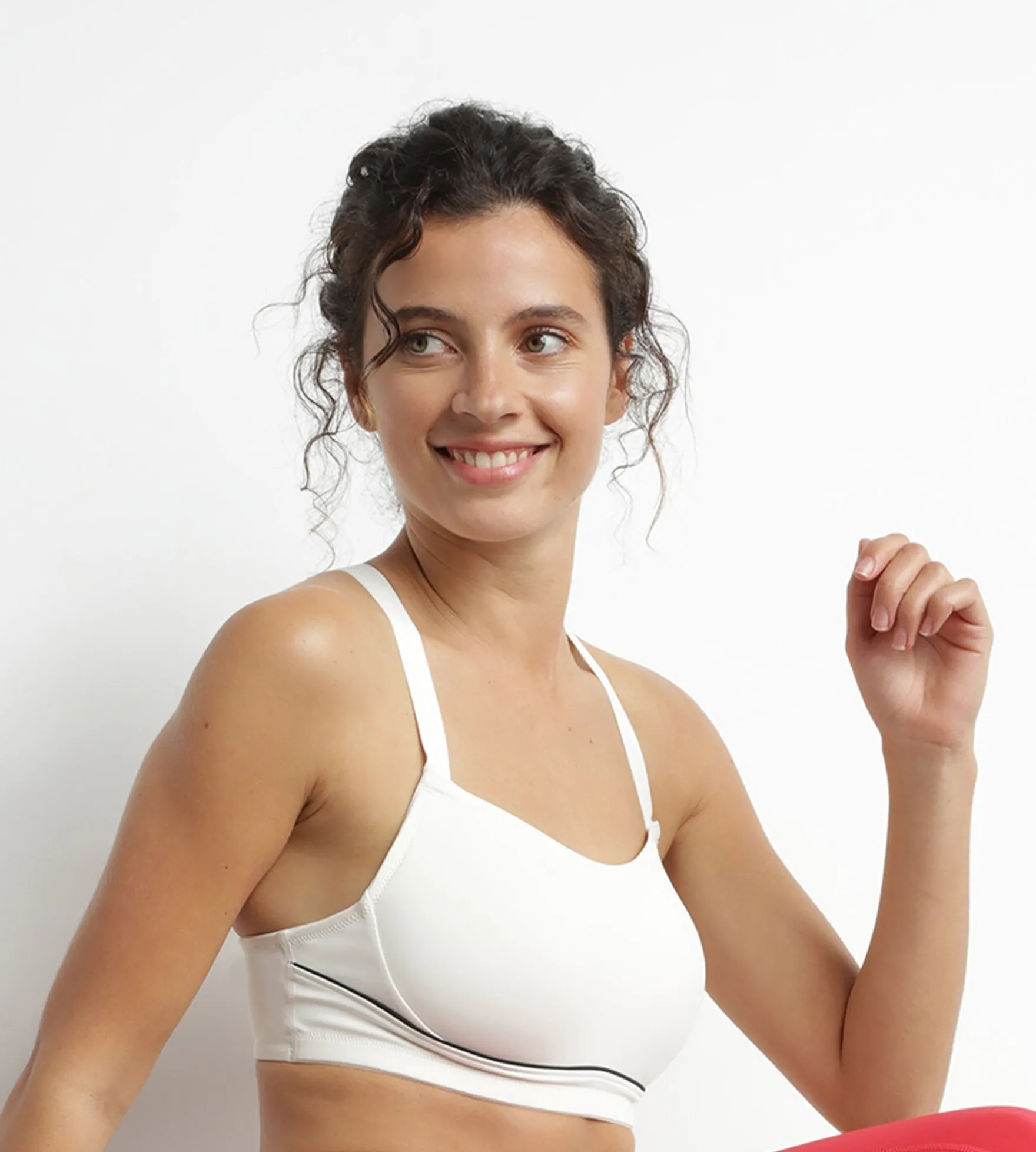 Soutien-gorge de sport en microfibre sculptante Écru Dim Move
