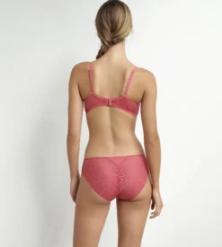 Soutien-gorge emboitant à armatures en dentelle florale Rose Daily Dentelle
