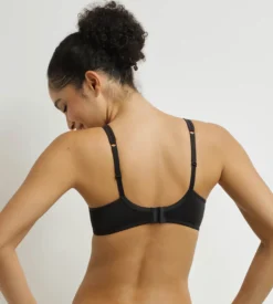 Soutien-gorge emboitant sans armatures noir Generous Dim