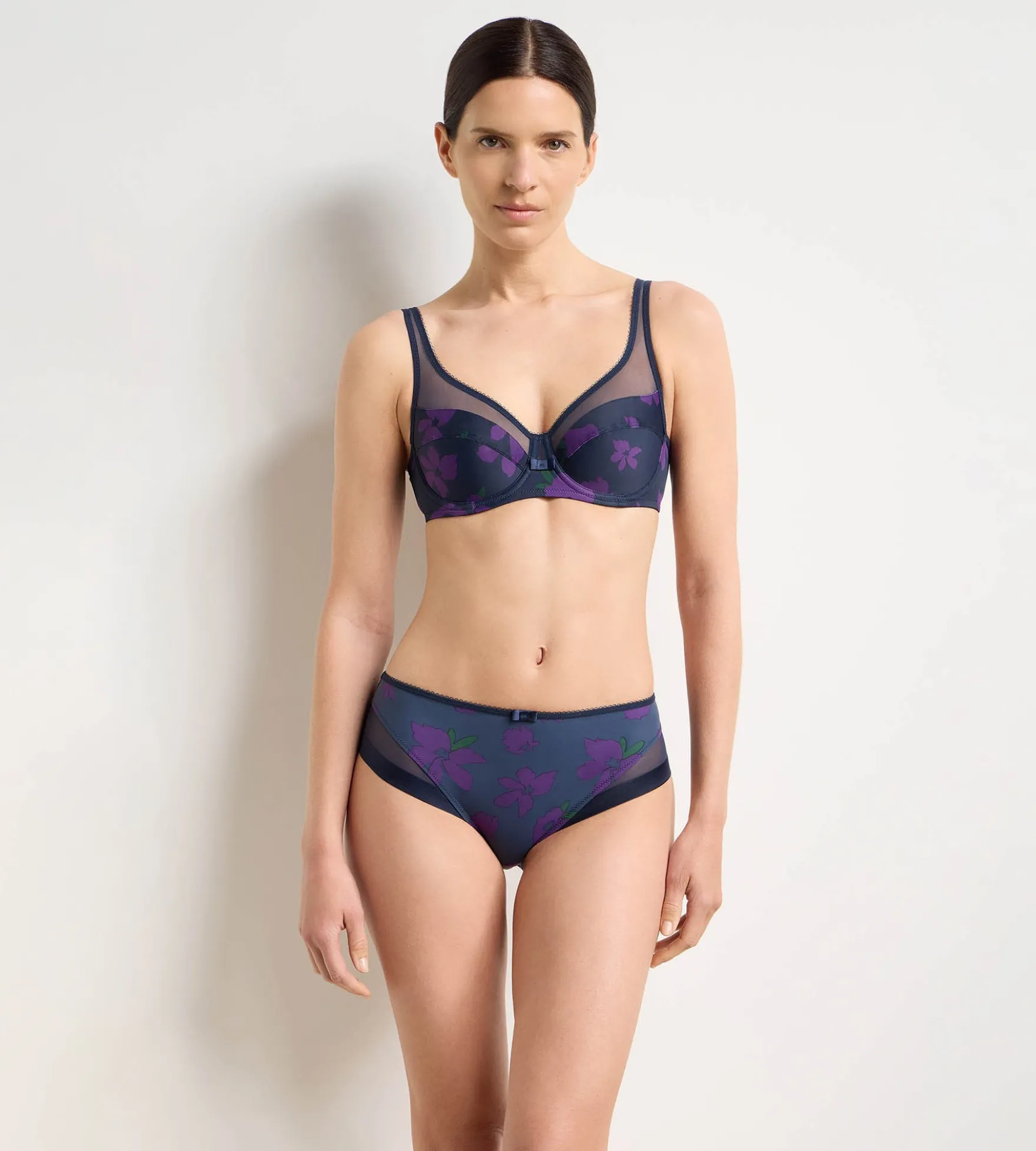 Soutien-gorge emboîtant à armatures floral violet Generous Classic
