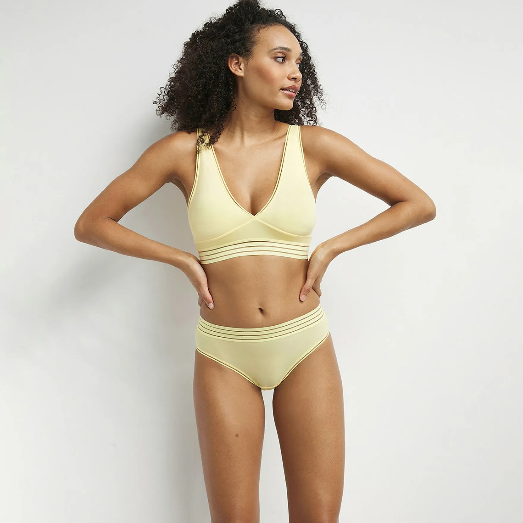 Soutien-gorge triangle sans armatures en microfibre Jaune Oh My Dim’s